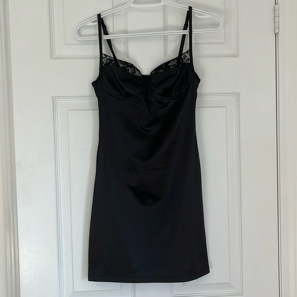 Motel Lesty Dress - Picture 2 of 5